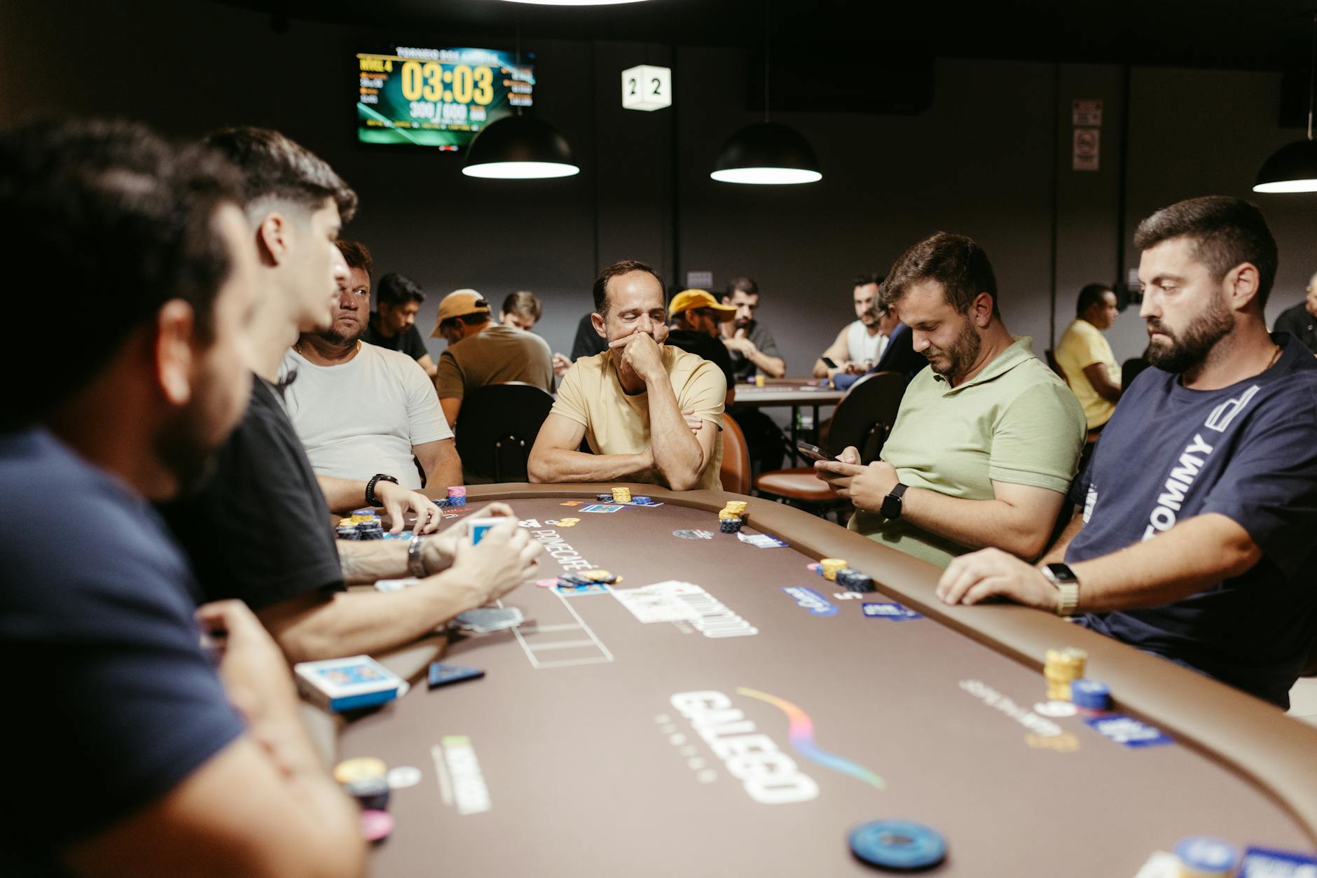 Minh họa cách vào tiền có kỷ luật khi áp dụng chiến thuật 1-3-2-6 trong baccarat.